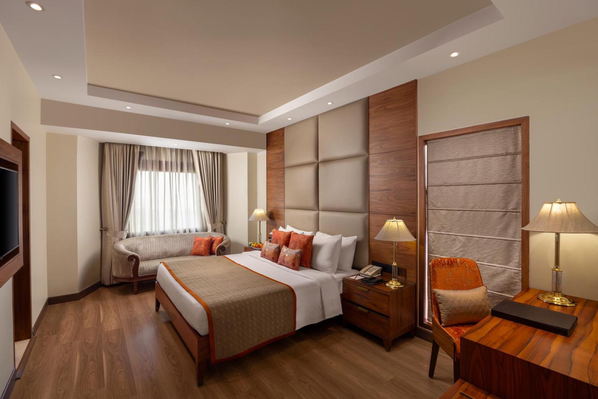 Jaypee Vasant Continental Hotel New Delhi Exterior photo A room at the Taj Bengal