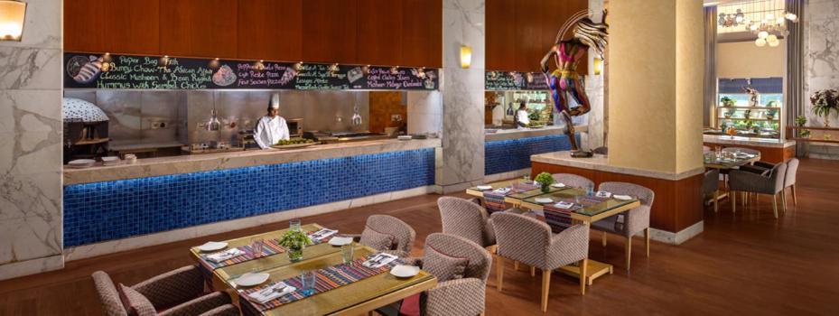 Jaypee Vasant Continental Hotel New Delhi Exterior photo The restaurant