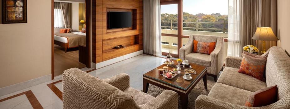 Jaypee Vasant Continental Hotel New Delhi Exterior photo Suite at The Park, New Delhi
